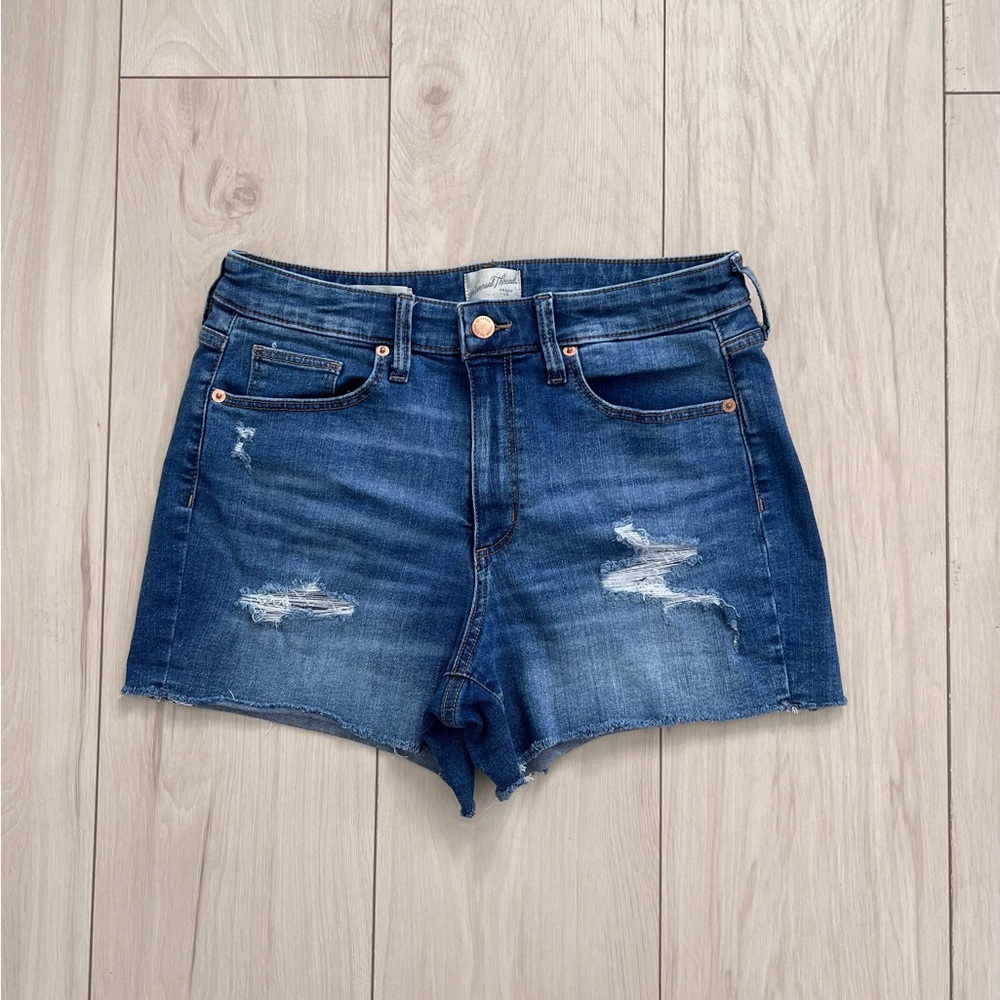 Universal thread Jean Shorts Size 30